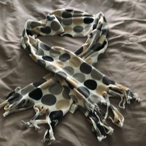 Old navy fleece scarf